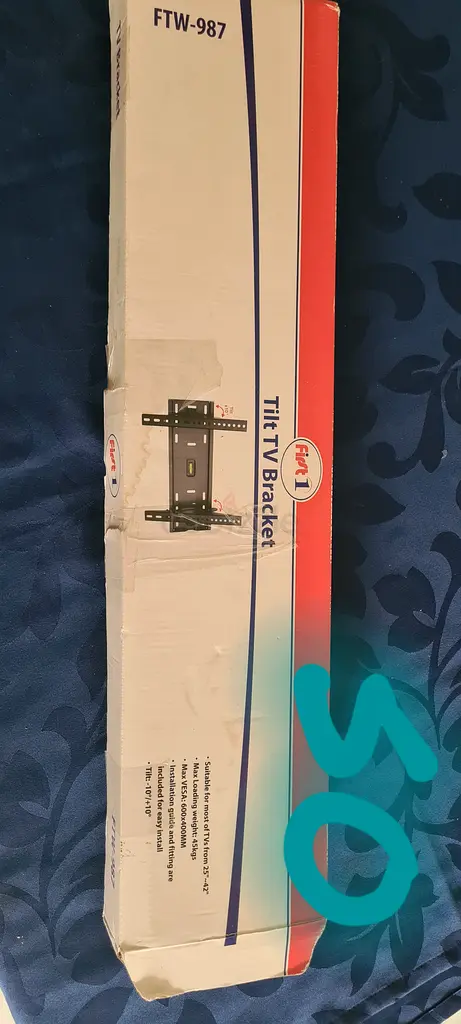 Sturdy TV Bracket for Ultimate Viewing Experience!