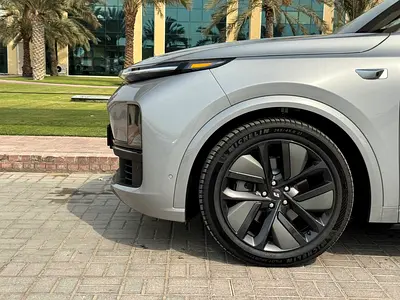 صورة 5 لـ 2025 LI AUTO L9