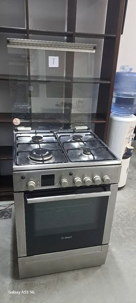 Bush-type 4-burner stove63248751374467111
