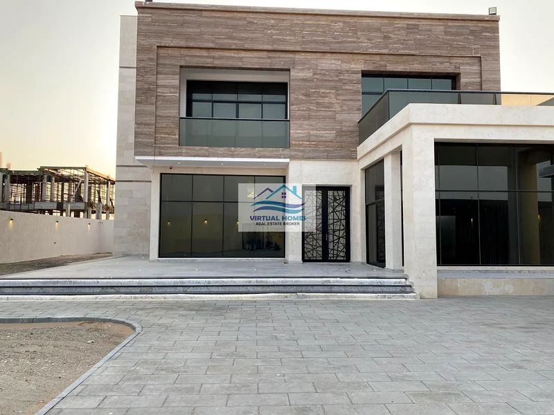 فاخرة | شبه مفروشة | 5 غرف نوم + غرفة خادمة63725078816259111