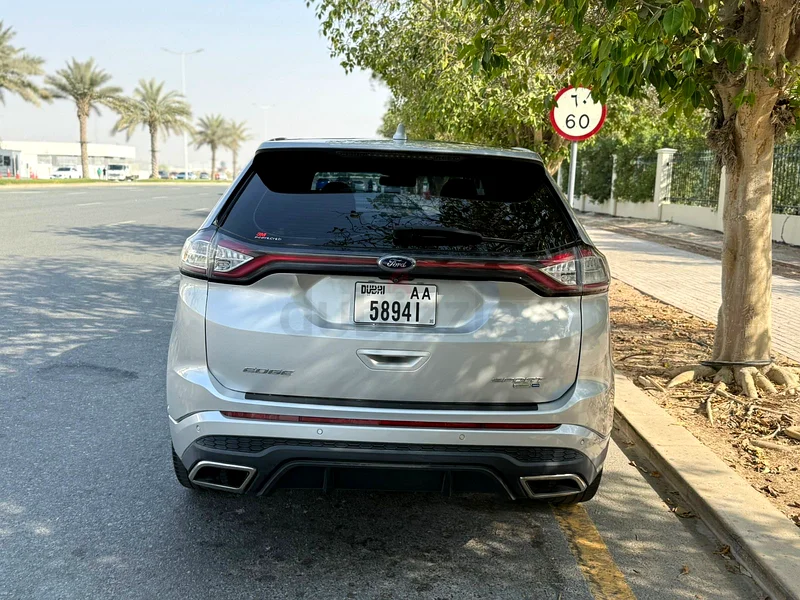 Ford Edge Sport under ford agency free service backage full service history63399908470913112