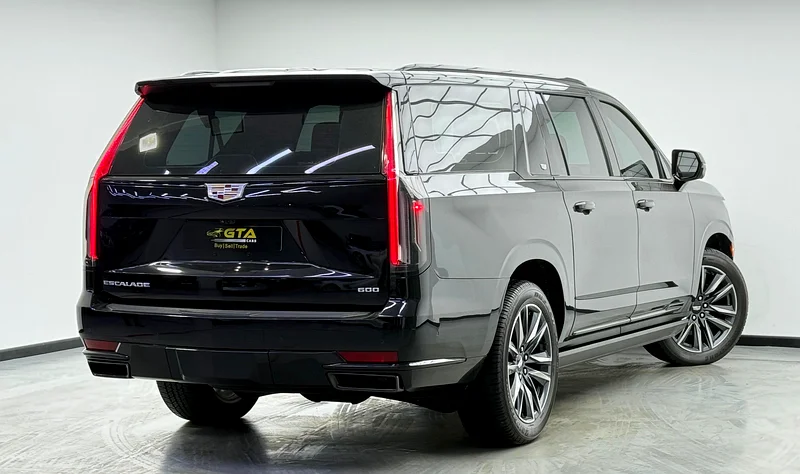 2023 Cadillac Escalade Sport, 2028 Cadillac Warranty + Service Pack, Excellent Condition, GCC63398491372545113