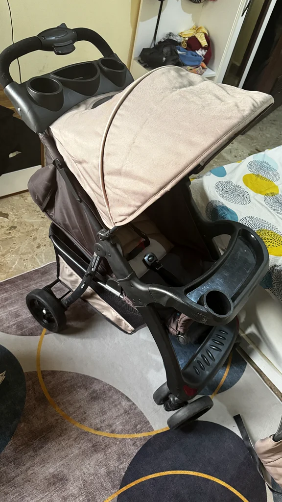 URGENT SALE: Stroller with Infant Car Seat63204866268033112