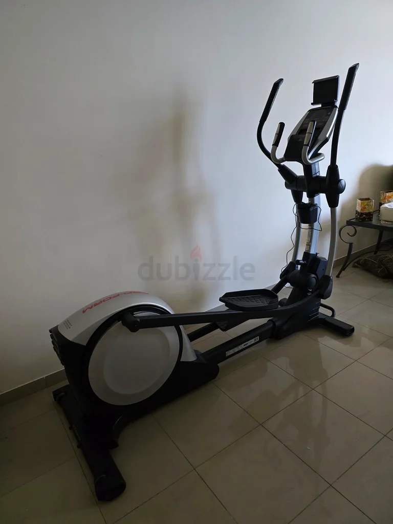 Compact Elliptical Trainer - Perfect for Home Workouts!63172672531331113