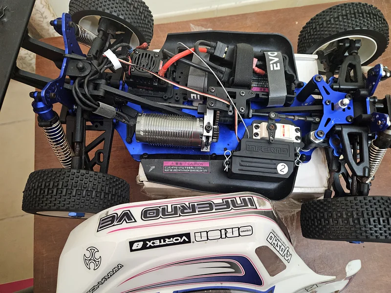 Kyosho inferno VE limited 1/8 4/8s63205356499331113