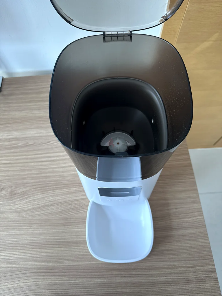 Beauenty 6L Automatic Cat Feeder,Wi-Fi Enabled Smart Pet Feeder for Cats and Dogs, Automatic Pet Fee63233642884355111