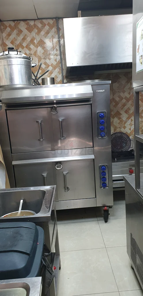 Restaurant delivery without seating63197646535555113