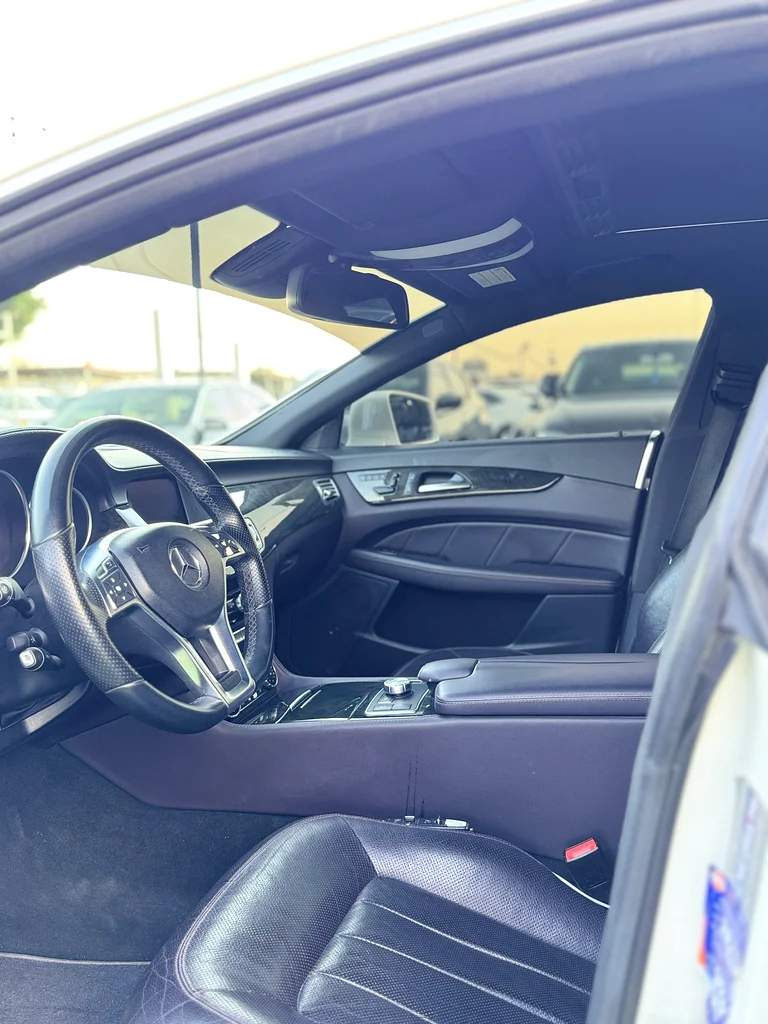 مرسيدس CLS 50063399927647746114