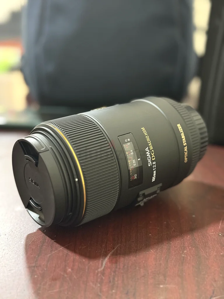 Sigma Lens macro 105 - 2.863241664959873111
