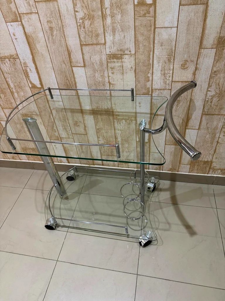 عربة بار زجاجية أنيقة للترفيه العصري!63188645327618111