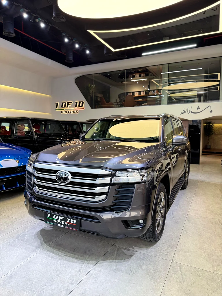 2023 LAND CRUISER GXR TOP GCC WITH 4years AL FUTTAIM WARRANTY ONLY 80000 KM63421144932355111