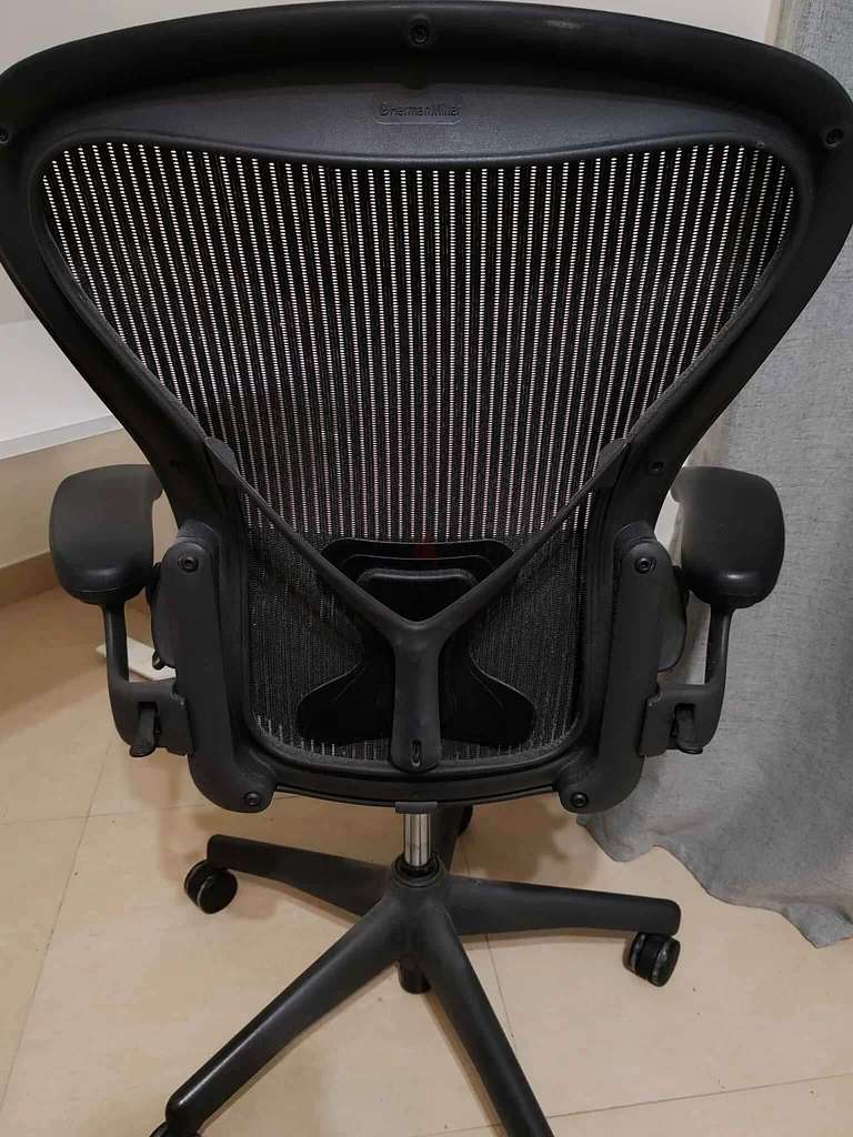 Herman miller Aeron Classic chair size B and C Fully Loaded63179392307971111