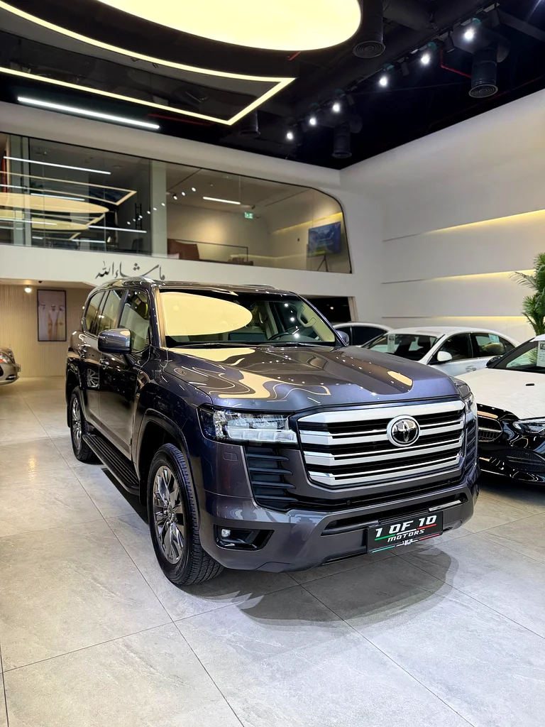 2023 LAND CRUISER GXR TOP GCC WITH 4years AL FUTTAIM WARRANTY ONLY 80000 KM63421144932355112