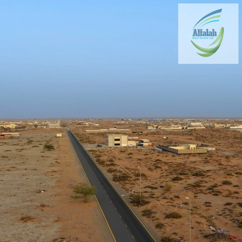 أرض صناعية/ساجا شارجا/ملكية حرة وتأجير لمدة 99 عامًا لجميع الجنسيات/نقدًا وبتقسيط63195071379458114