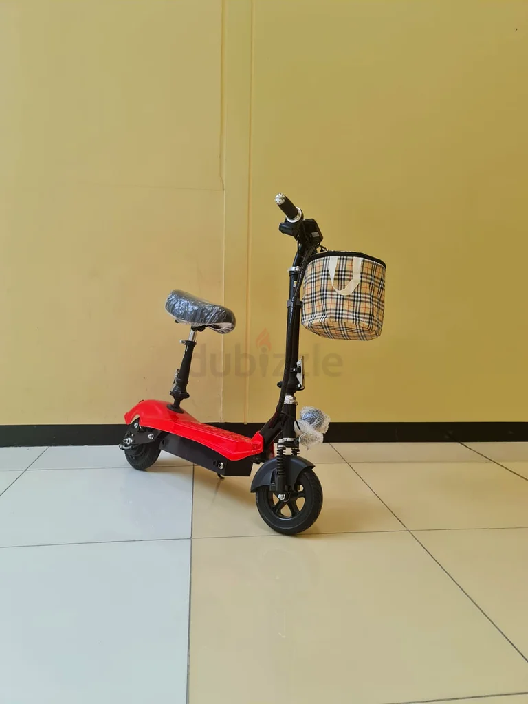 36volt 10Ah

Motor 500Watts 

3 gears scooter with free delivery in dubai63198631267714111