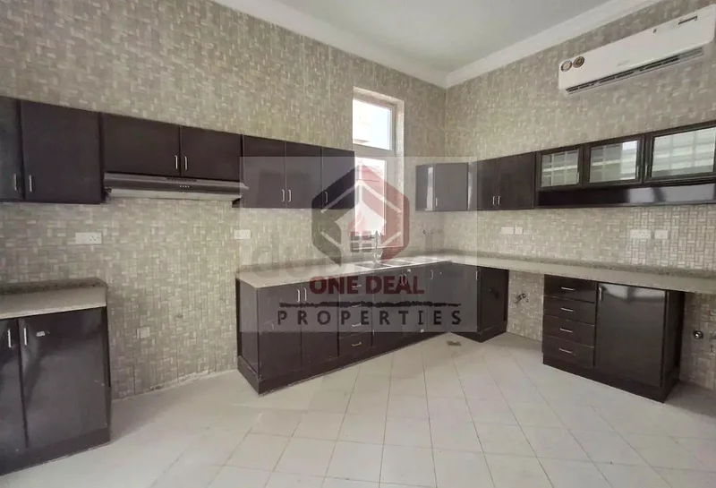 New | Private entrance | Balcony | Storage room63229298828035113