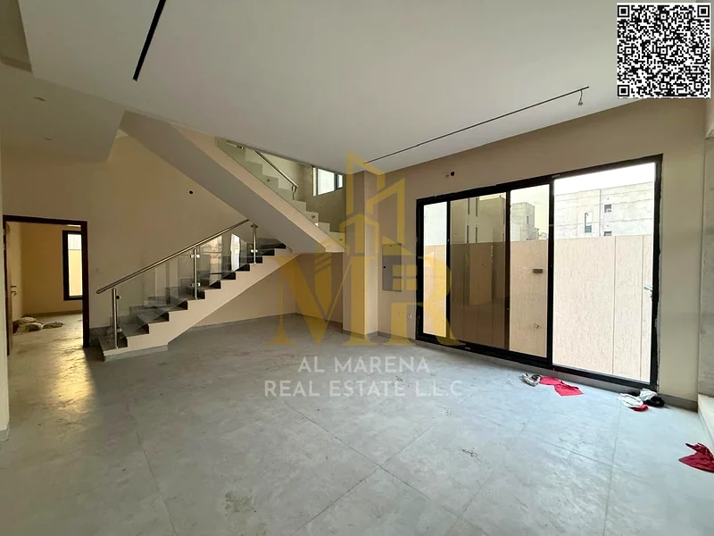 🏡 فرصتك لامتلاك فيلا فاخرة في الباهية، عجمان | 5 غرف نوم رئيسية + مجلس + صالة + مطبخ حديث | طابقين وسطح | السعر63882680739331112