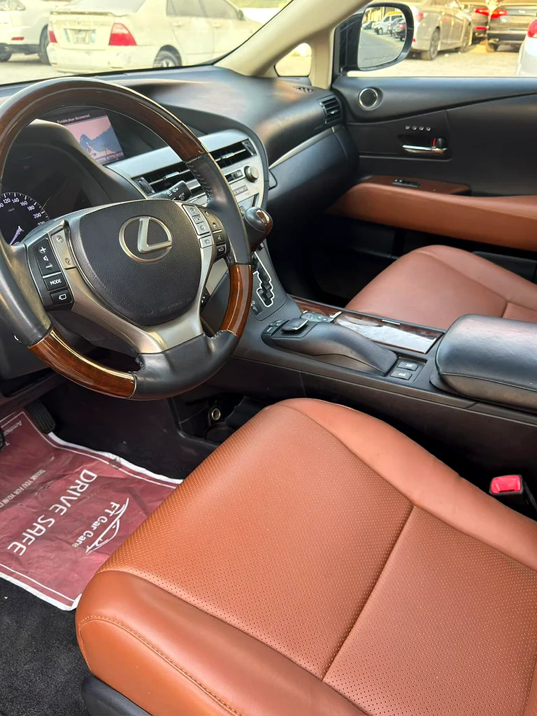For sale, a Gulf Lexus, original paint, accident-free63398643749763111