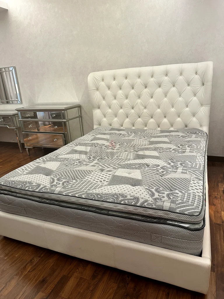 Luxury Upholstered Queen-Sized Bed with Tufted Headboard  Mattress for Sale63222341778434113
