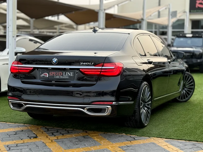 BMW 740L Full Option GCC Full Service History63411930976002114