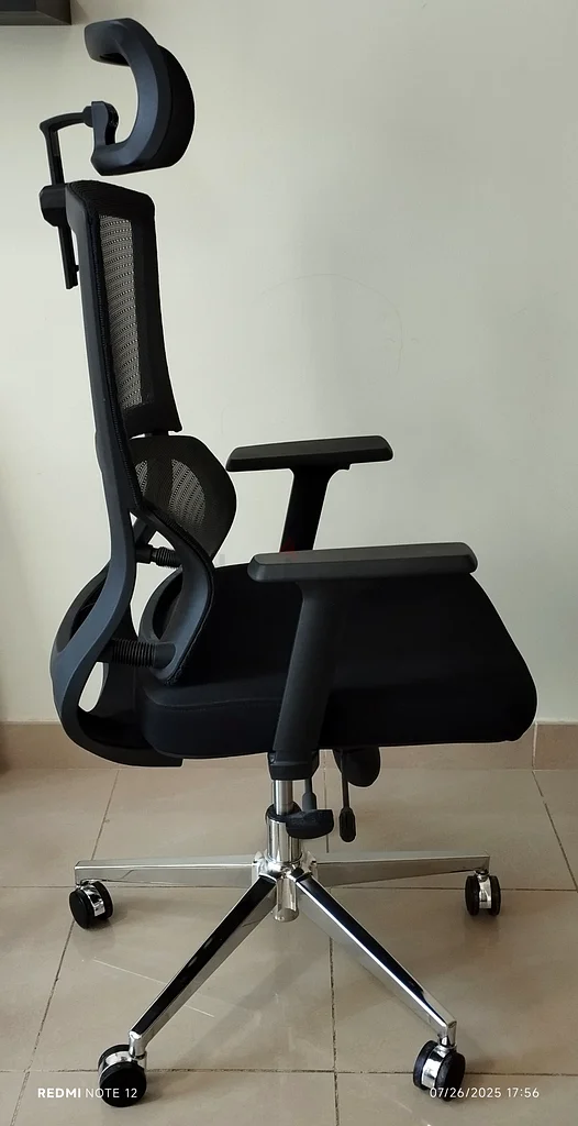 Office Chair Excellent Condition63179391902595112