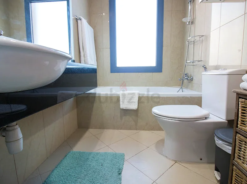 Big space partition 2 door window and exclusive balcony63219810730243113