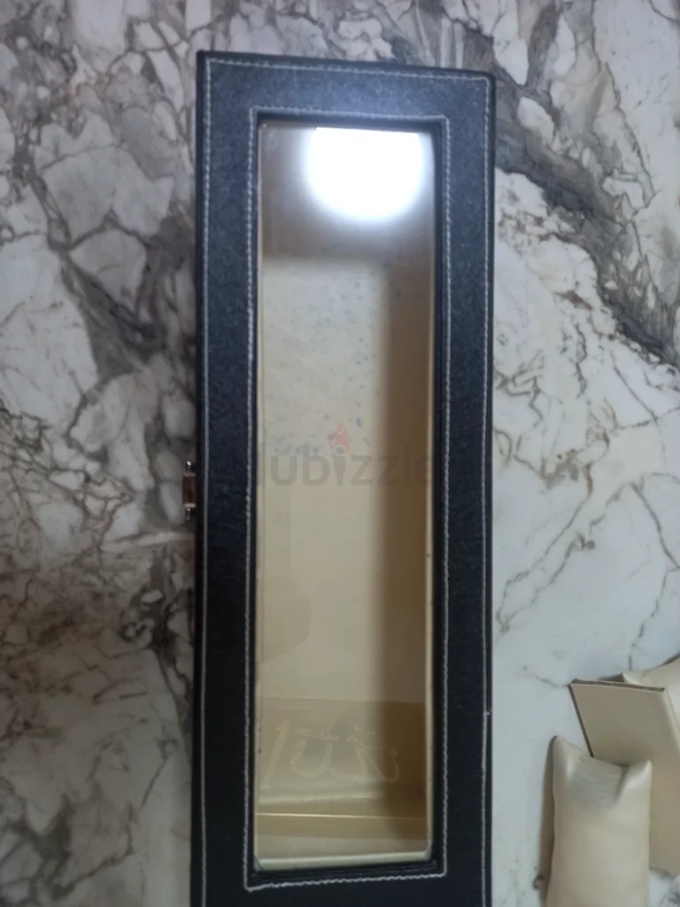 صندوق مراقبة بـ 6 فتحات63240635347714112