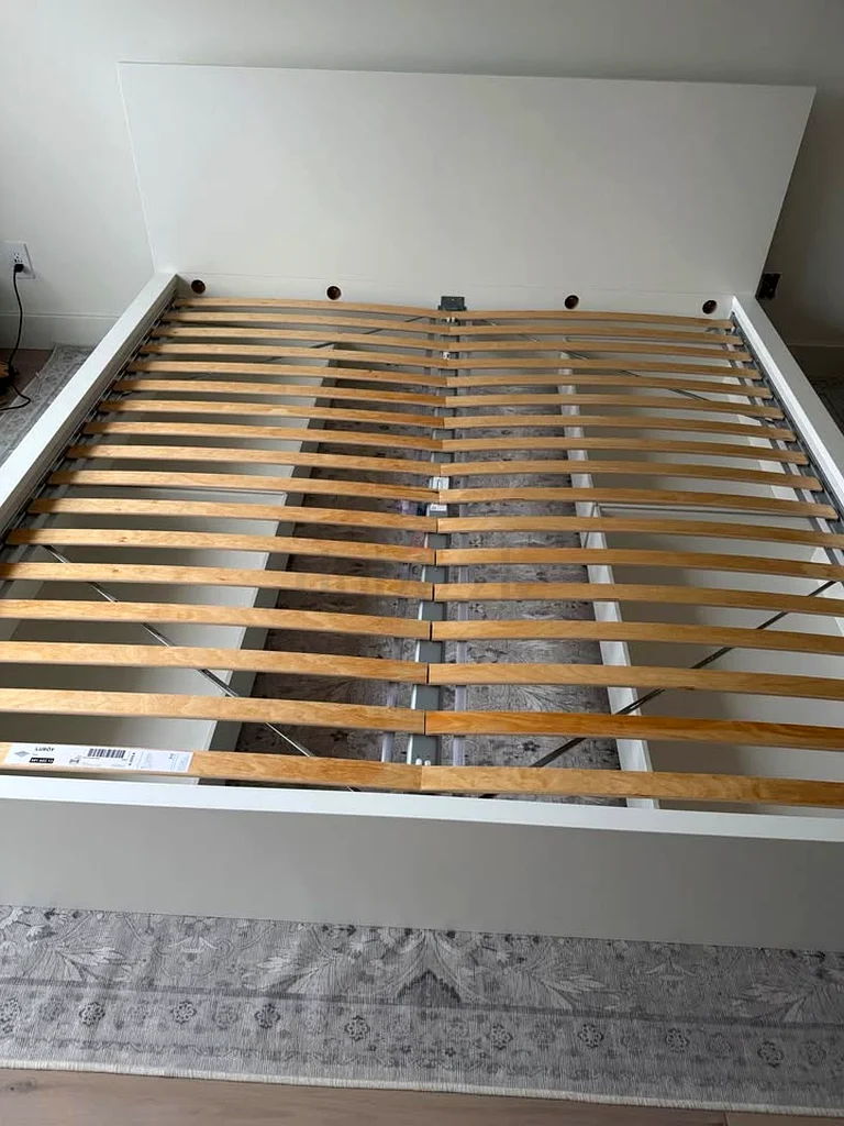 Ikea King white storage malm bed with ikea mattress63185232437891112