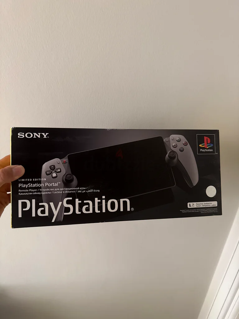PlayStation Portal 30th Anniversary Limited Edition63230706662787111