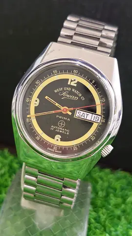 Classic Vintage West End Watch - Perfect for Collectors