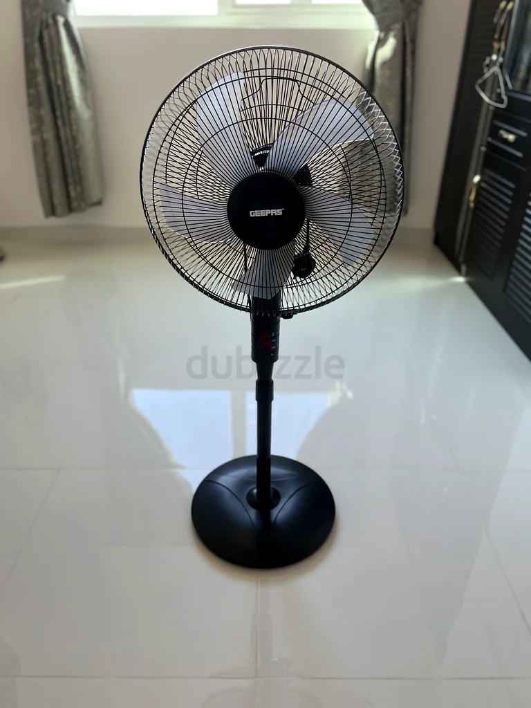 Geepas Standing Fan with Remote _ AED 120 (Negotiable)63220325934850111