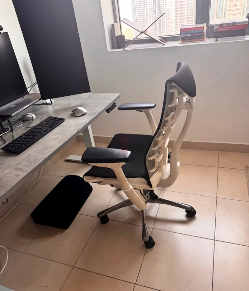 Embody Ergonomic Herman Miller Aeron Chair Fully loaded63216835659011112