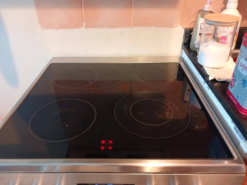 Bosch Series 6 Electric ceramic cooker 60cm63199637759489111