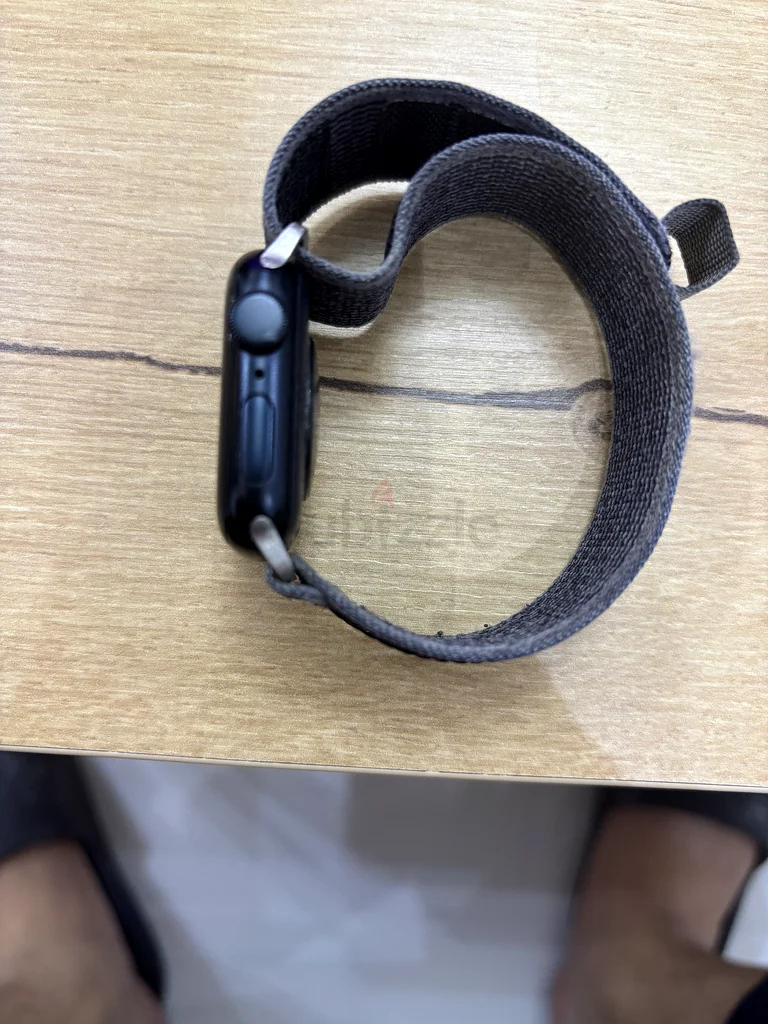 Watch SE (2023) GPS 40mm Midnight Aluminium Case With Midnight Sport Band63195635011841112