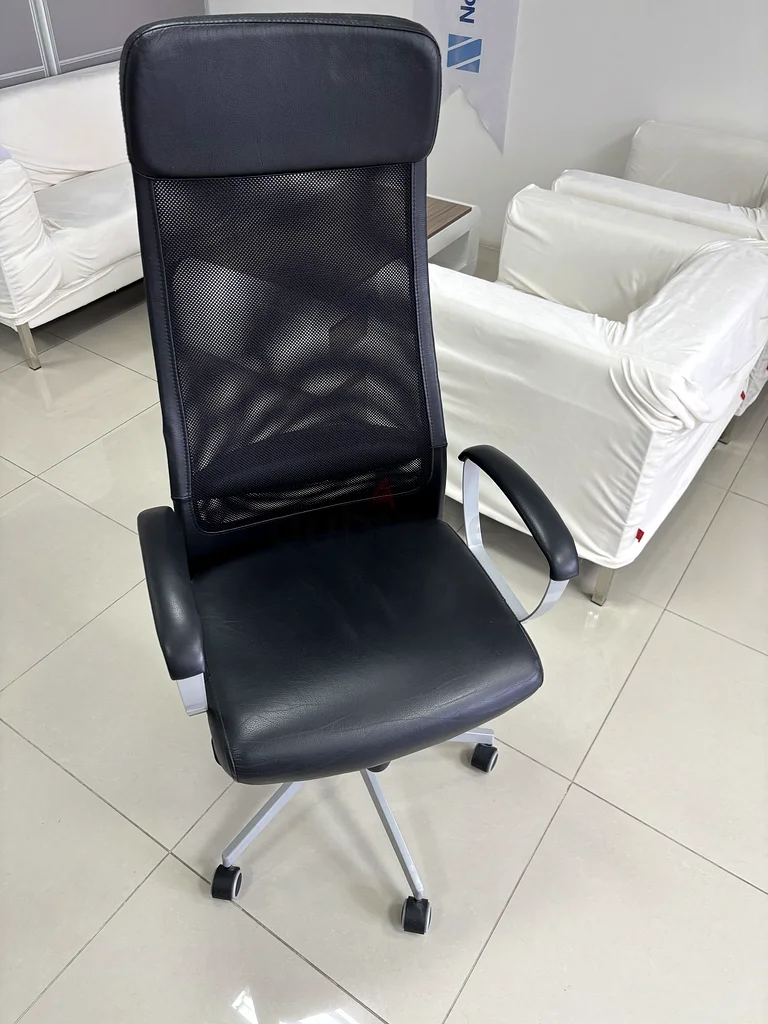 4 كراسي مكتب سوداء أنيقة - أنيقة ومريحة!63218317271681111