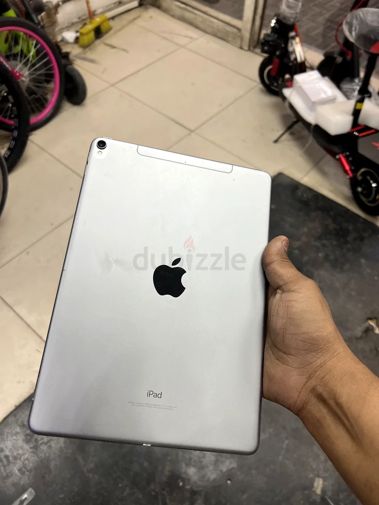 iPad Pro 10.5 (2017) | 64GB | Wi-Fi + SIM | Excellent Condition | Urgent Sale632223421288971110