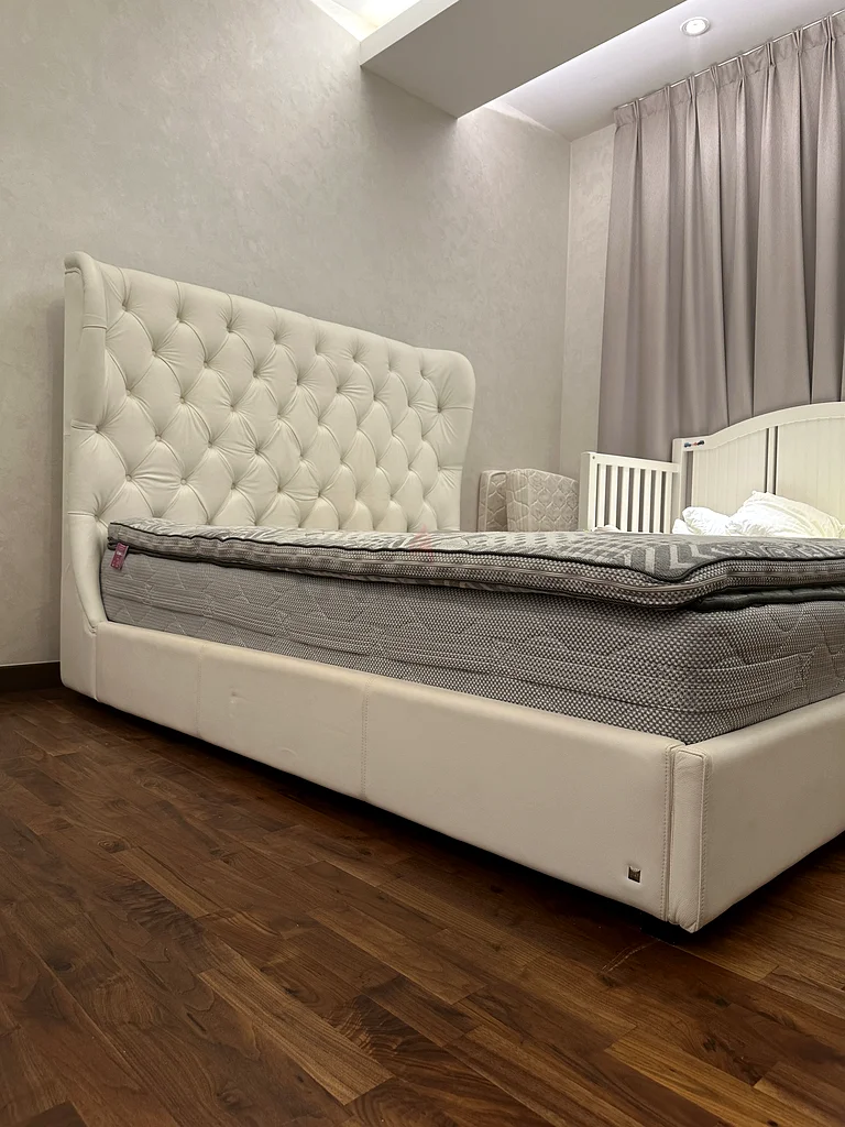 Luxury Upholstered Queen-Sized Bed with Tufted Headboard  Mattress for Sale63222341778434112