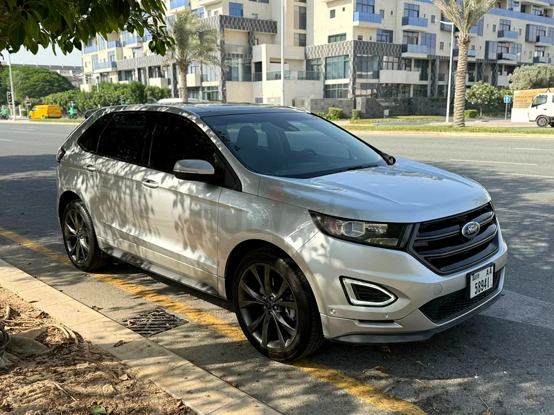 Ford Edge Sport under ford agency free service backage full service history63399908470913114