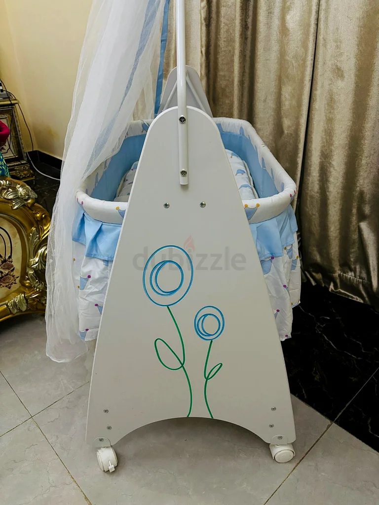 Charming Baby Bassinet for Sale - Perfect for Your Little One!63204862983170111