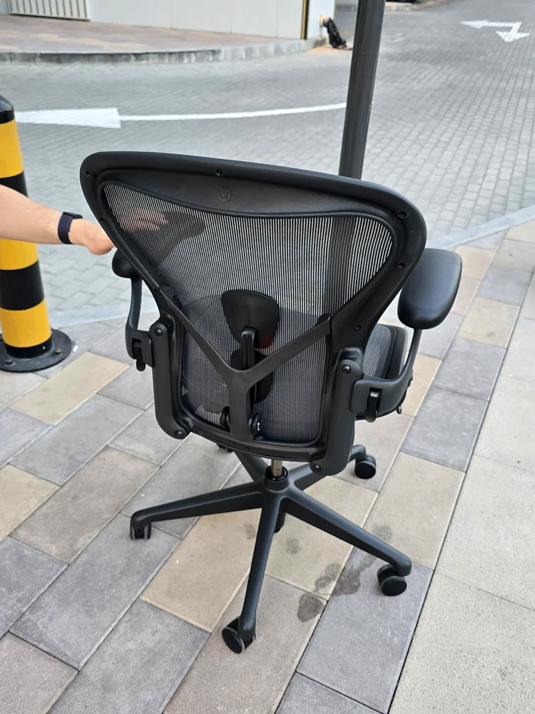 Herman miller Aeron Remastered Version Fully Loaded Size B Or C63179392313730111