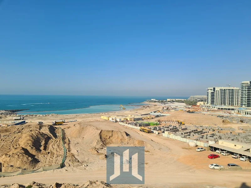 إطلالة خلابة على البحر، بالطابق الخامس، على بعد دقيقتين سيرًا من شاطئ نيكّي63864602778242114