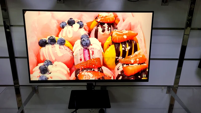 Samsung F32TU872VN 32 Inch 4k UHD (3840 x 2160) | Thunderbolt 3 Inputs 90W of Power Delivery | VESA.63197142827906112
