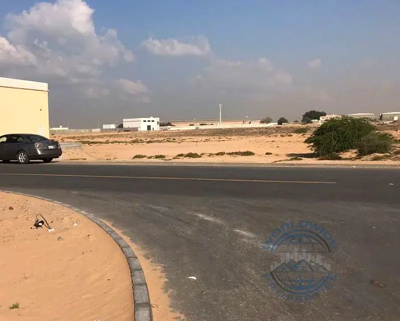 أرض صناعية بموقع متميز معروضة للبيع في الجرف 1 عجمان63194581406467112