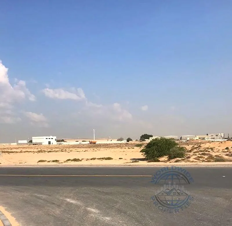 أرض صناعية بموقع متميز معروضة للبيع في الجرف 1 عجمان63194581406467111