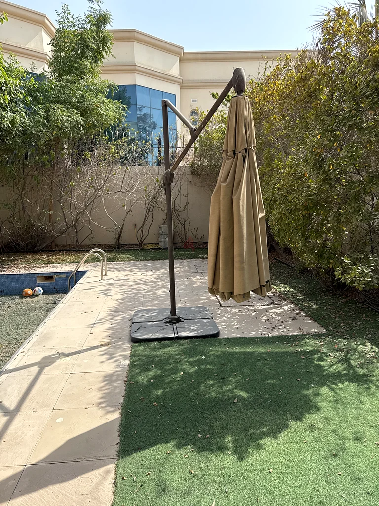 Stylish Outdoor Umbrella with Stand for Ultimate Shade63190627182083110