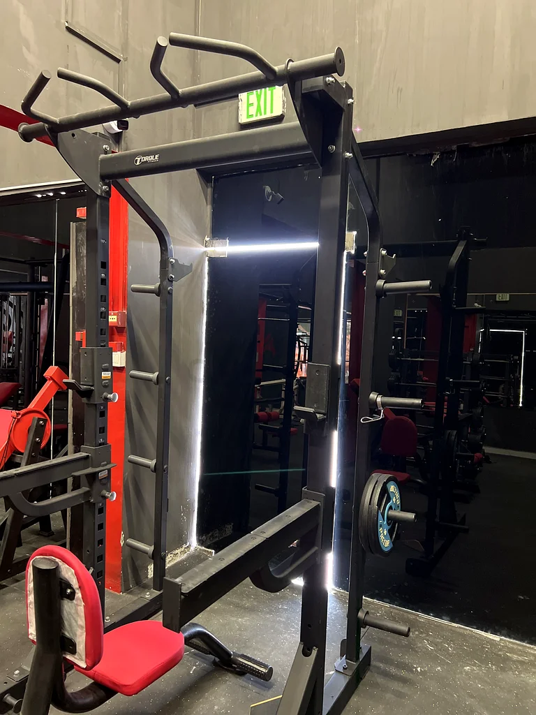 Multi-Functional Power Rack for Effective Workouts!63199136765697111