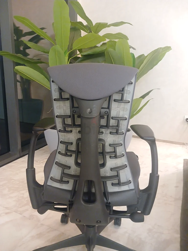 كرسي مكتب إرجونومي إمبودي من هيرمان ميلر، أحدث طراز، مجهز بالكامل63218318440577112