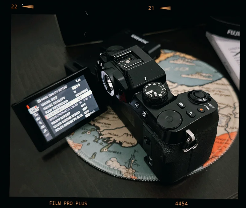 Fujifilm XS10 (can buy with 18-55 lens, fixed price)63201689145217114