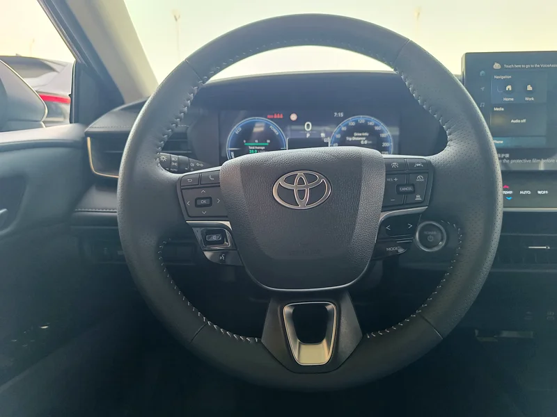 TOYOTA CAMRY 2.5 HYBRID HG FULL OPTION63164767334017114