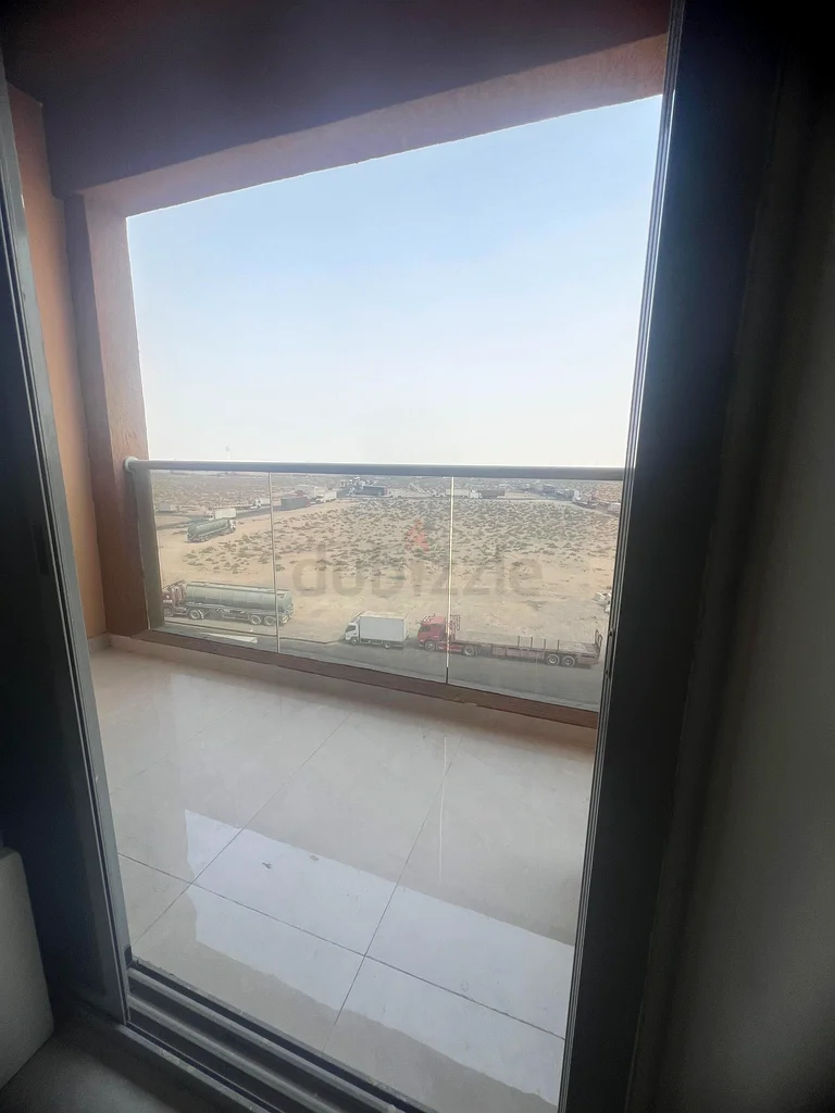 1000 درهم شهريًا63218794303363114